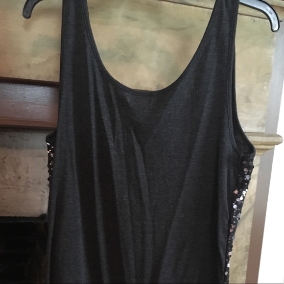 Old Navy Metallic Grey Tank Top Size XL. - Picture 4 of 4